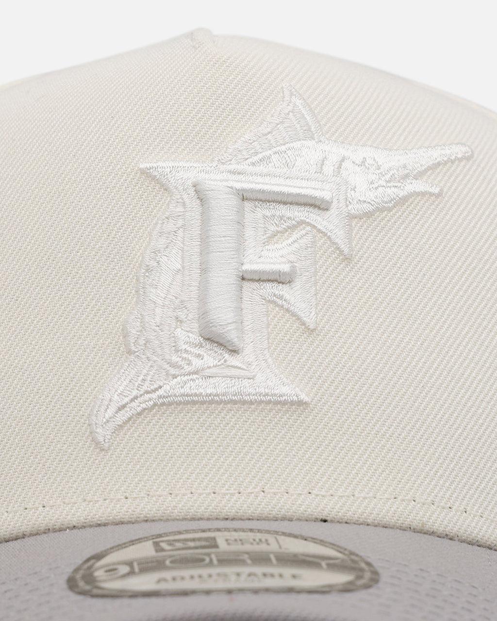 New Era Florida Marlins 'Too Clean' 9FORTY A-Frame Snapback Chrome