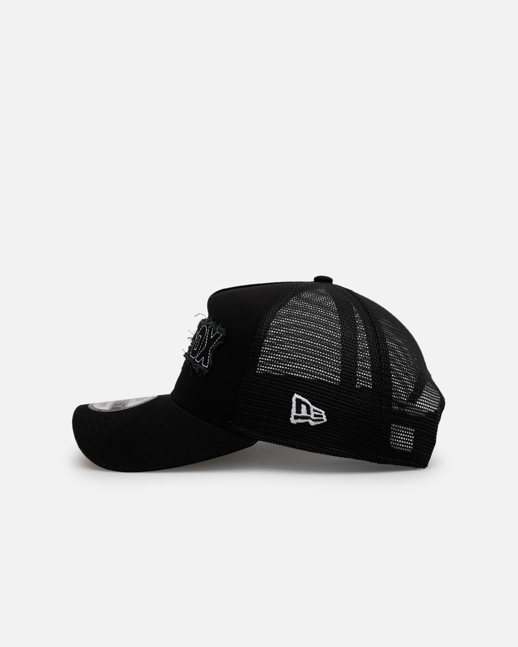 New Era Boston Red Sox 'Distressed' 9FORTY A-Frame Trucker Snapback Black/White
