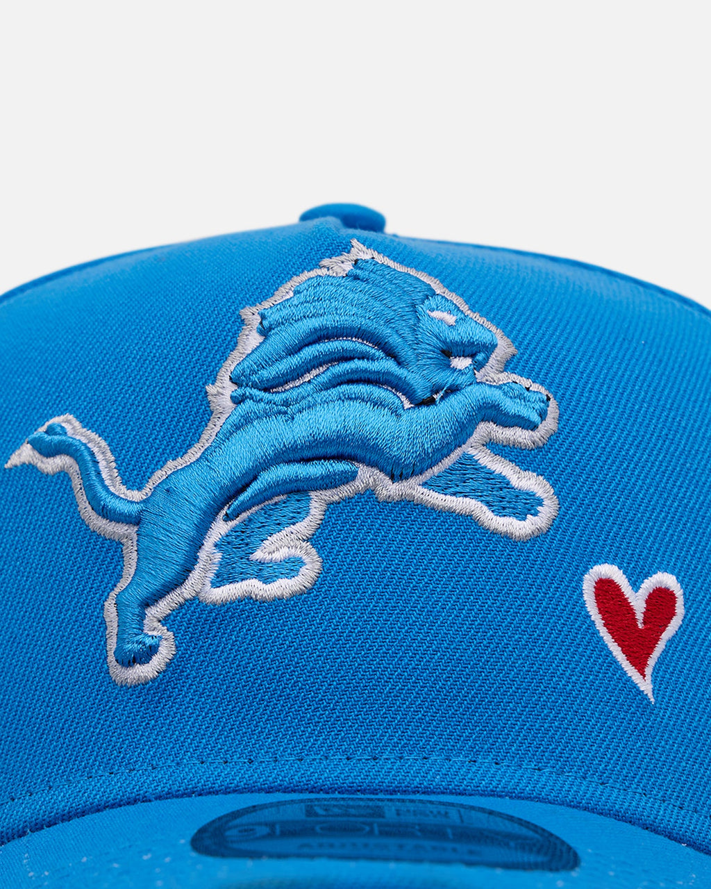 New Era Detroit Lions 'Team Color Hearts' 9FORTY A-Frame Snapback Official Team Color