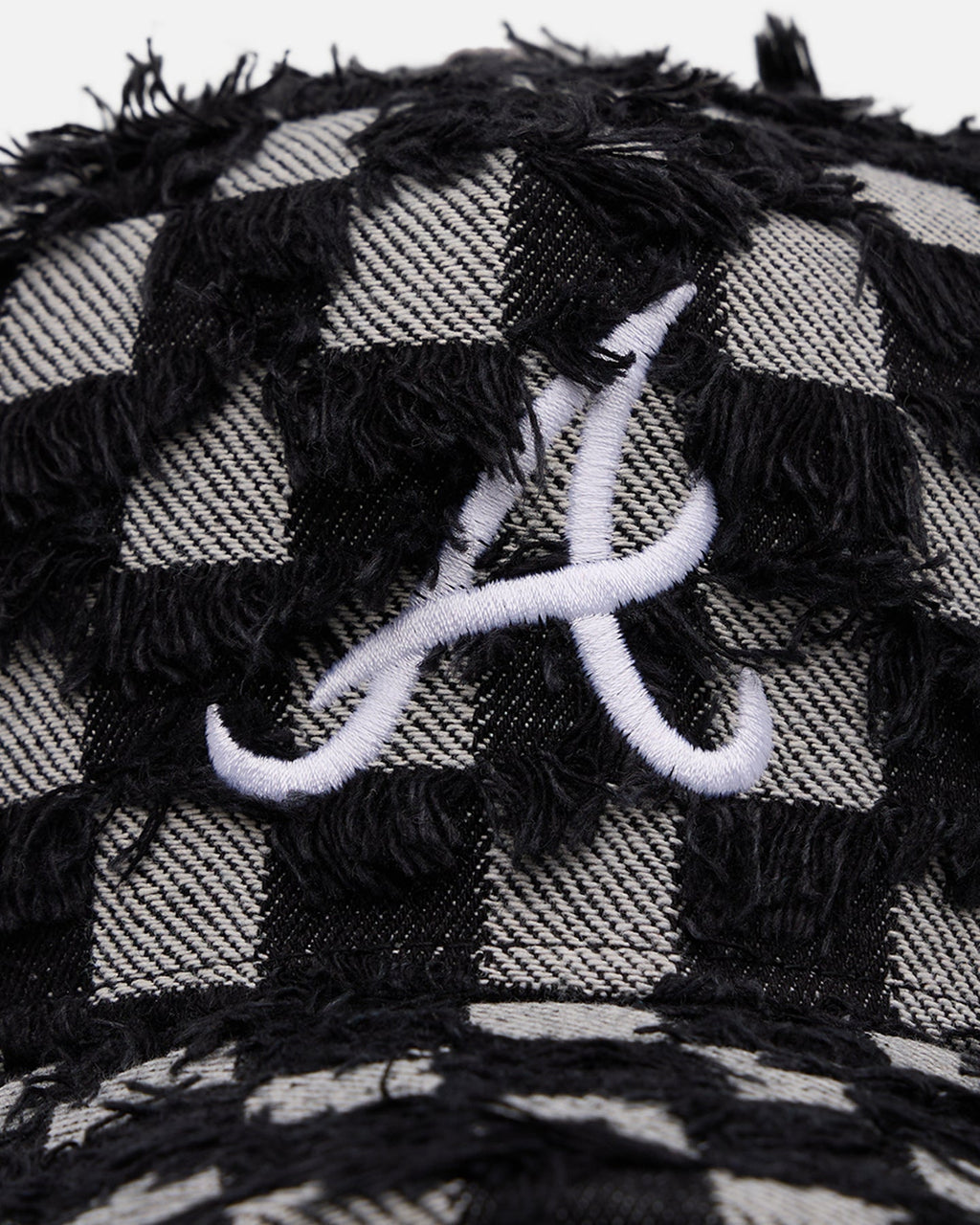 New Era Atlanta Braves 'Frayed Checkerboard' 9FORTY A-Frame Snapback Black/Grey
