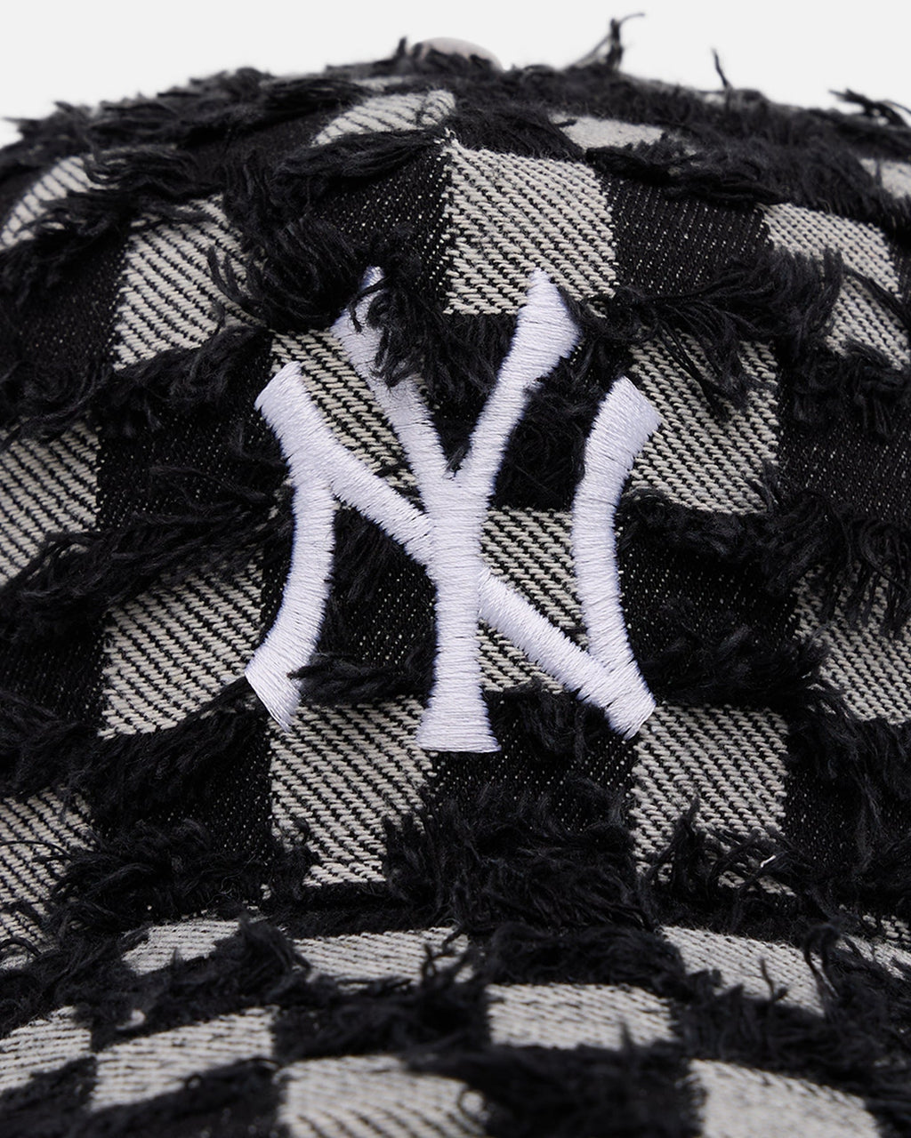New Era New York Yankees 'Frayed Checkerboard' 9FORTY A-Frame Snapback Black/Grey