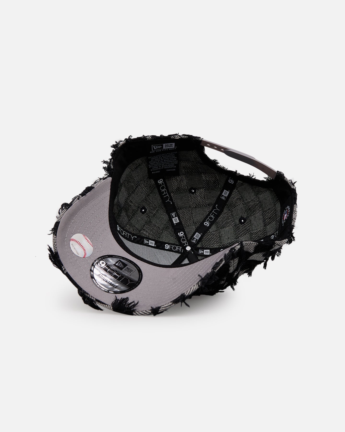 New Era New York Yankees 'Frayed Checkerboard' 9FORTY A-Frame Snapback Black/Grey