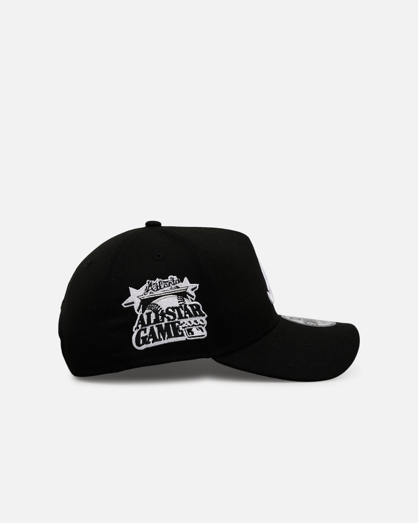 New Era Atlanta Braves 'Black And White' 9FORTY A-Frame Snapback Black/White