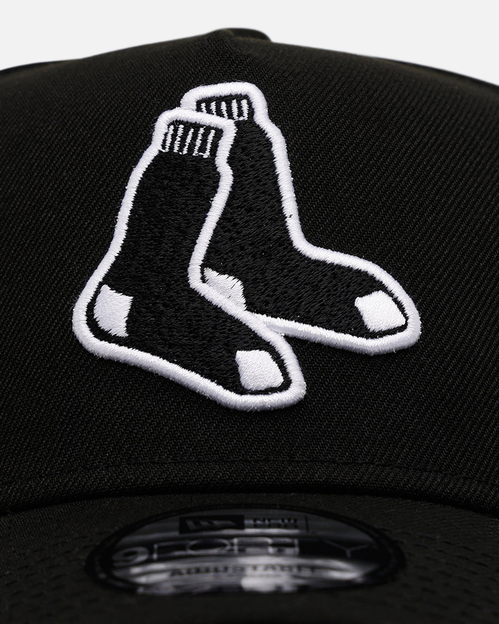 New Era Boston Red Sox 'Black And White' 9FORTY A-Frame Snapback Black/White