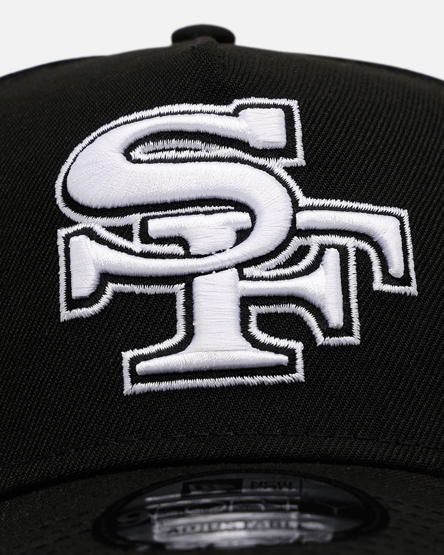 New Era San Francisco 49ers 'Black And White' 9FORTY A-Frame Snapback Black/White