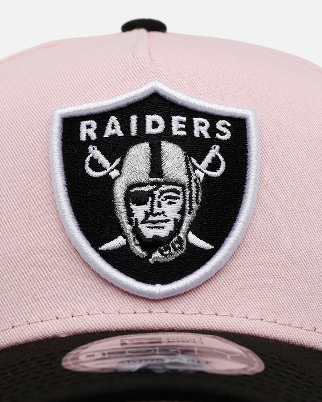New Era Las Vegas Raiders 'Pink Crown' 9FORTY A-Frame Snapback Pink