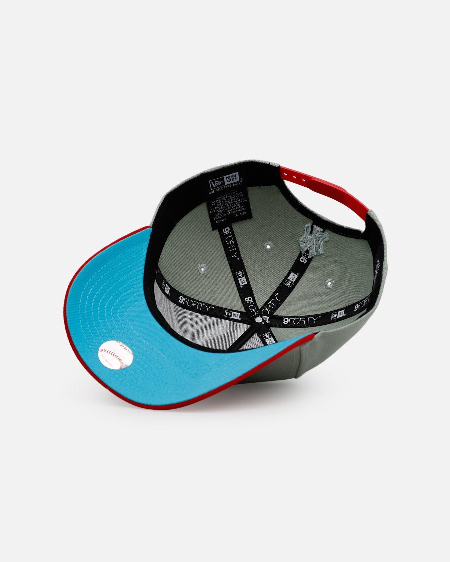 New Era New York Yankees 'All I Want For Christmas' 9FORTY A-Frame Snapback Green/Red