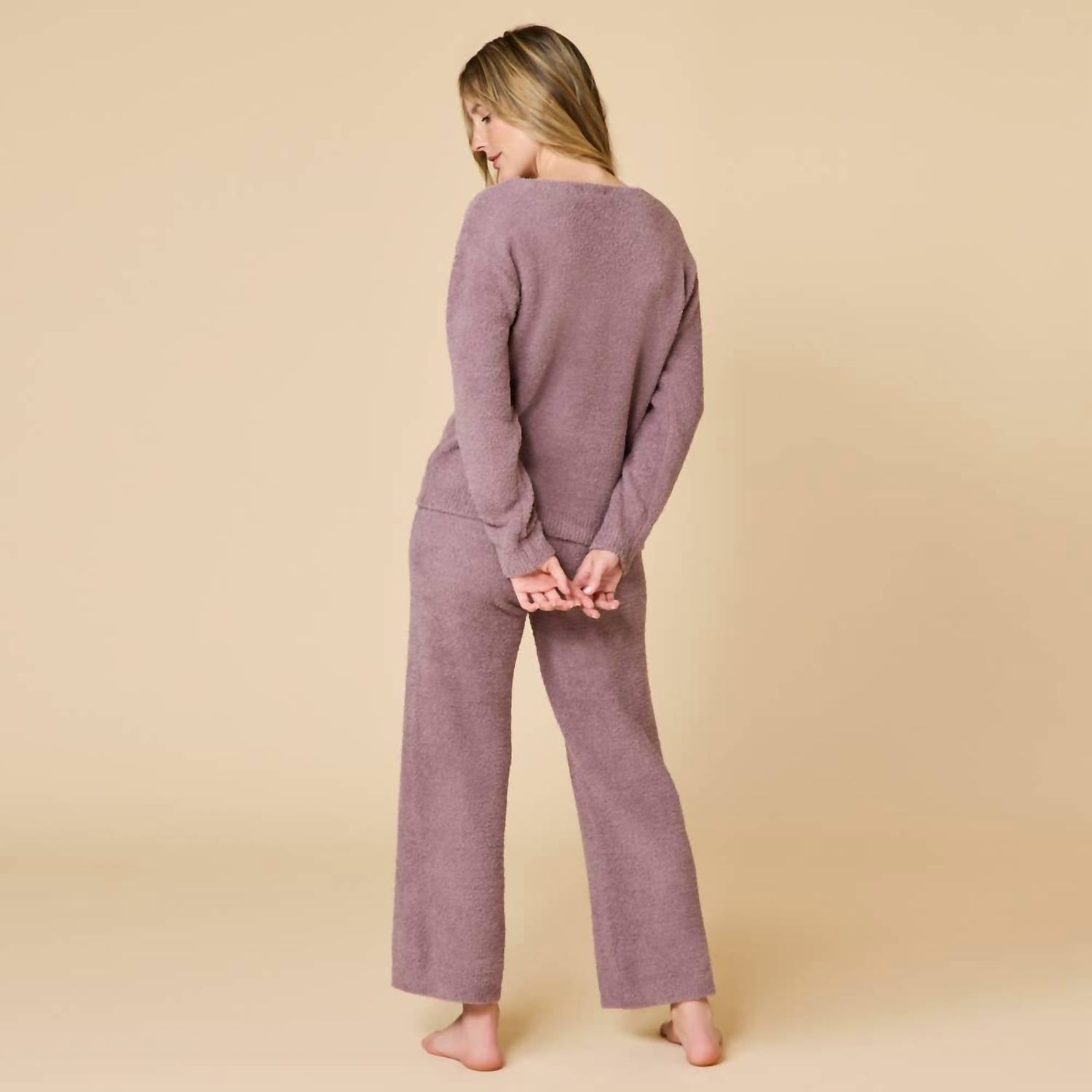 Softies - Marshmallow V Neck Lounge Set